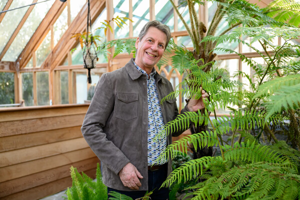 Vitro Plus founder John Bijl