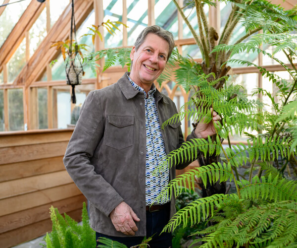 Vitro Plus founder John Bijl