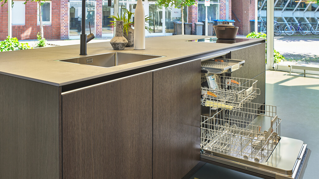 Aanbieding Showroomkeuken Siematic SLX eilandkeuken met miele apparatuur - Ekelhoff-Keukens