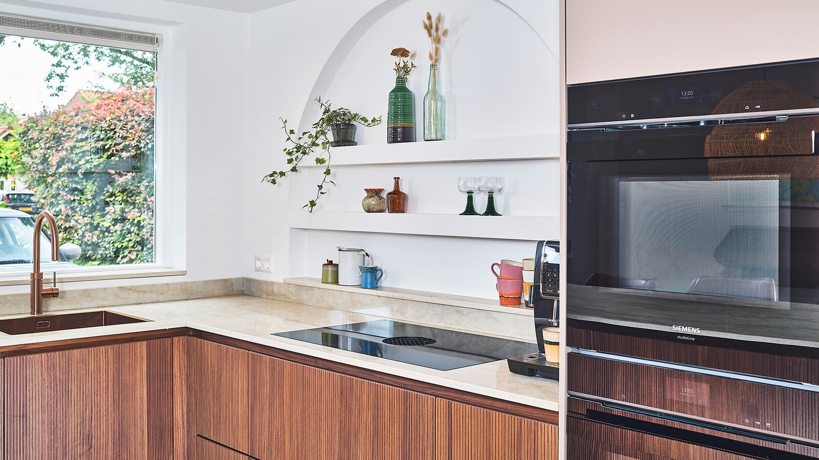 Ballerina Talea Fronten in Nussbaumholz und Pur Mattlack Light Nude