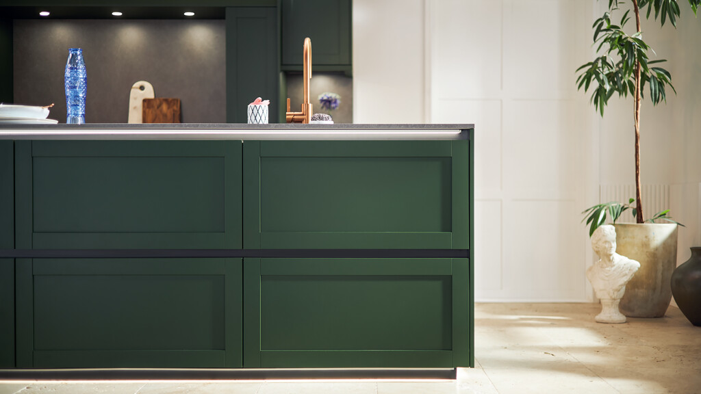Donkergroene keuken-Contur-bosgroen