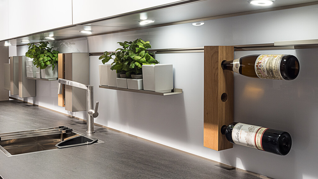 next125 Küche mit Kochtisch, NX902, Koje 203 im Küchenland Ekelhoff