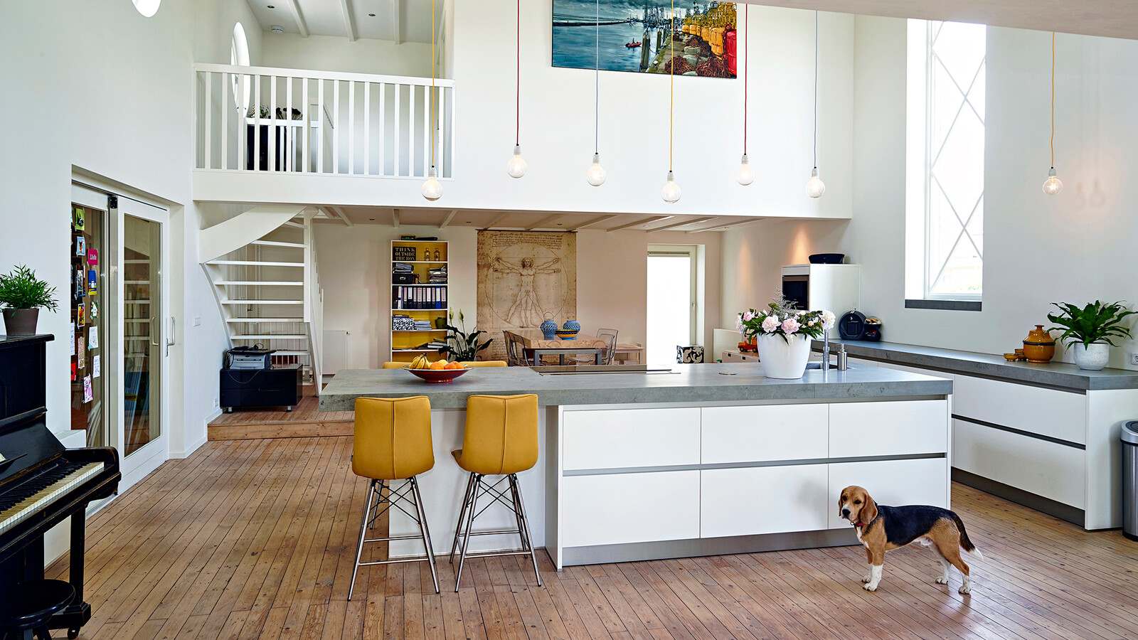 Scandinavische keuken van Contur: witte keuken met betonlook keukenblad van Ekelhoff Keukens in Nordhorn