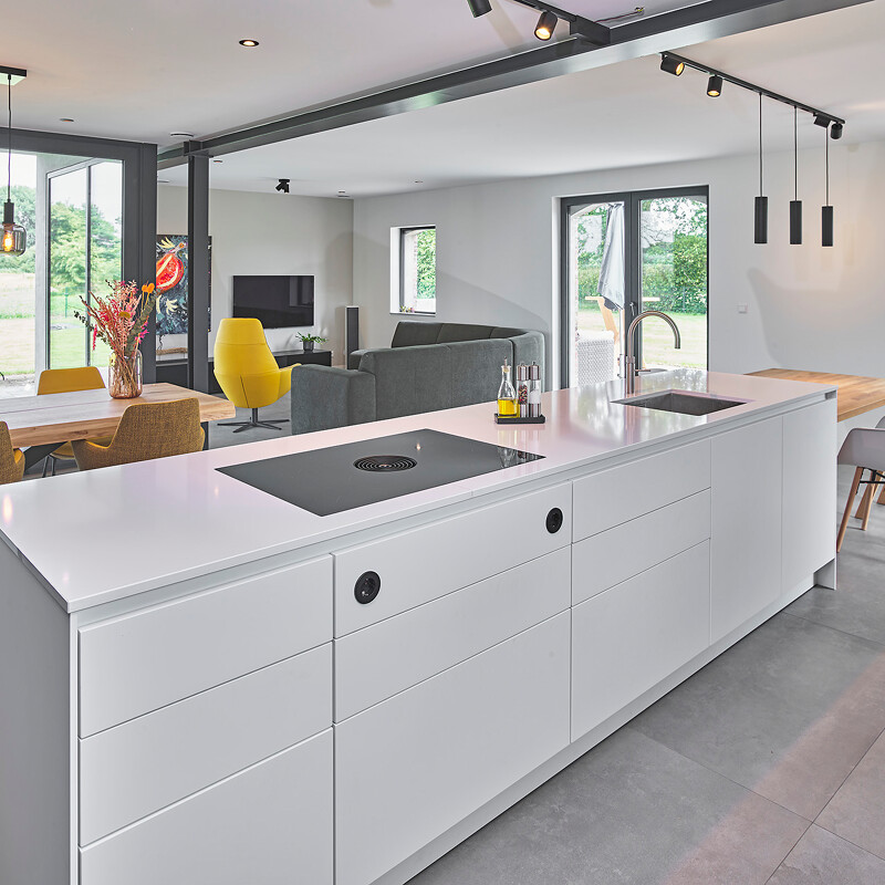 SieMatic keuken S2 met maatwerk elementen. UNIKAT by Ekelhoff, uit de werkplaats van Ekelhoff Keukens in Nordhorn.