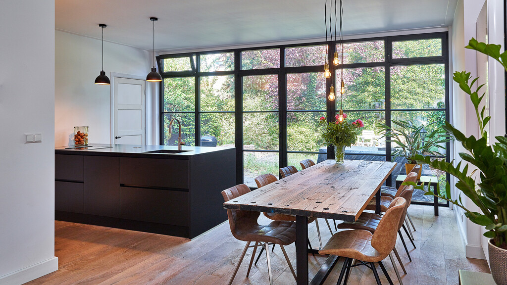 Op zoek naar een Zwarte keuken industieel!? Ekelhoff Keukens Duitsland!