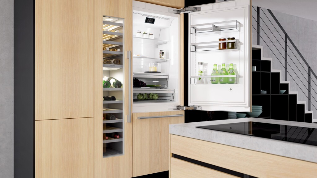 Ontdek de nieuwste keukenapparatuur van Siemens, en hoe slimme technologie uw leven makkelijker maakt. Extra brede koelkast met hyperfresh. Siemens home connect -Siemens iQ700-Siemens iQ500. Bij Ekelhoff Keukens in Nordhorn