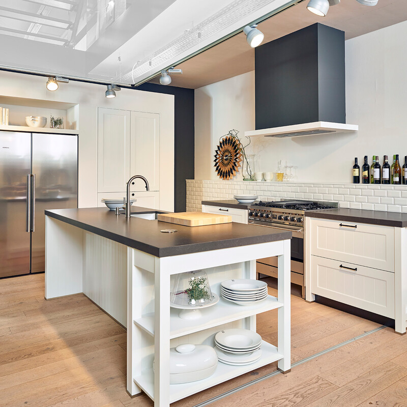 moderne landelijke keuken met spoeleiland bij Ekelhoff Kuchen van Contur keukens