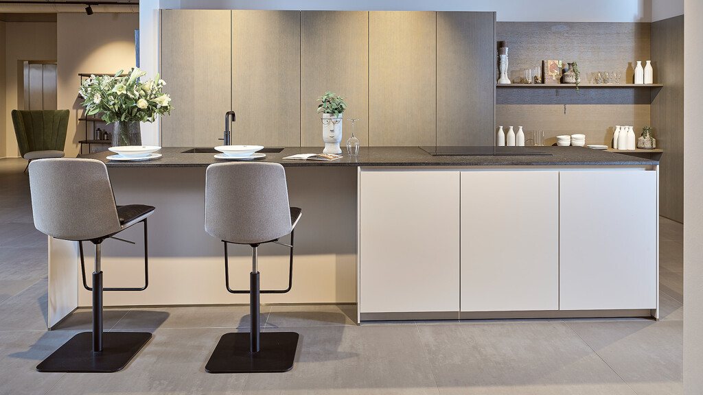 next 125 Küche mit Pockettüren bei Ekelhoff Küchen