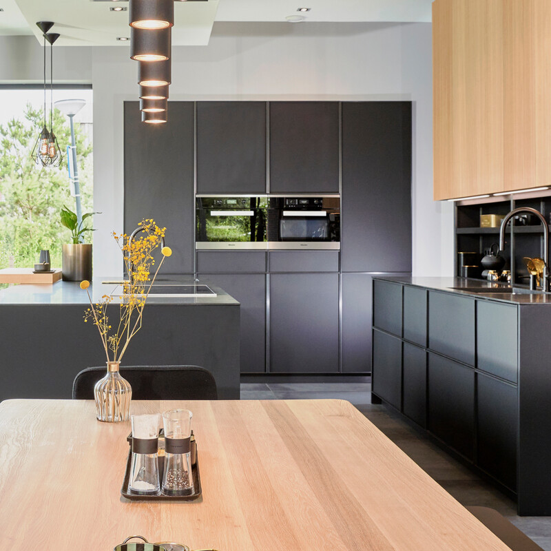 designkeuken met eiken van Ekelhoff Keukens Duitsland