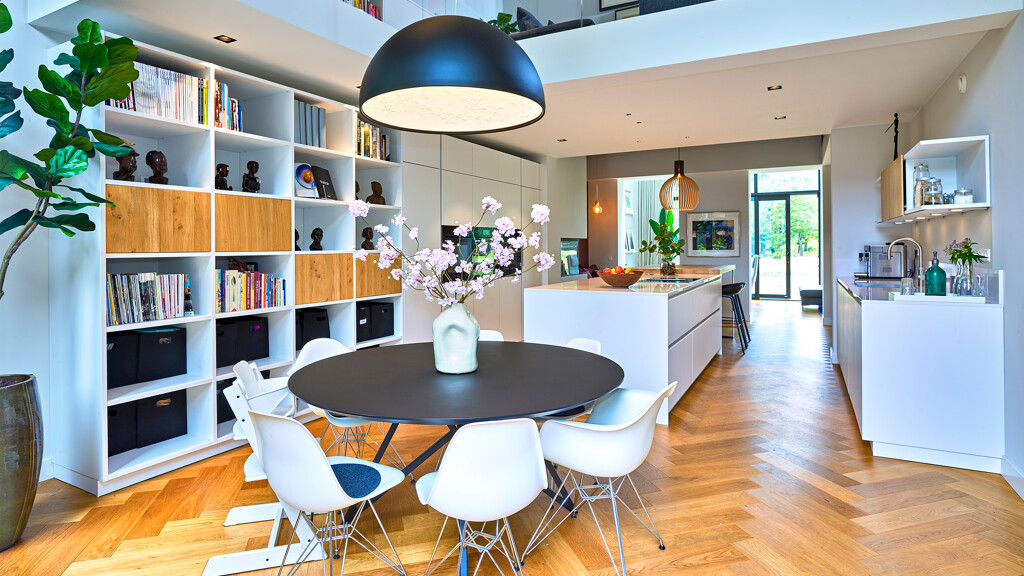 next125 NX500 in mat wit - eilandkeuken - Keuken in Bloemendaal