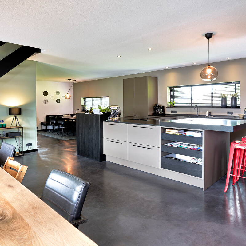 Bewertung SieMatic Küche Urban in Umbra Similaque samtmatt. Küchenbewertung von unseren Kunden in Groningen. Ekelhoff Küchen in Nordhorn