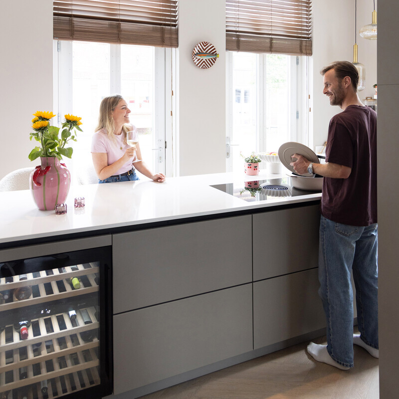 Keukenapparatuur inclusief wijnklimaatkast - Ekelhoff Keukens
