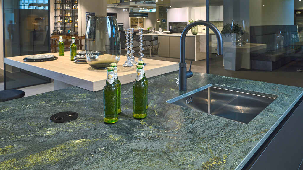 groen granieten keukenblad-Ekelhoff Keukens